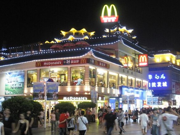 商業(yè)街夜間照明工程設(shè)計應(yīng)該怎么做？